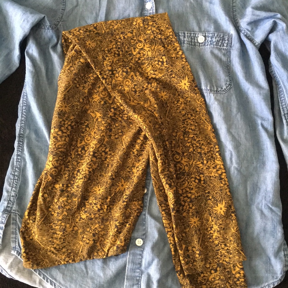 Olive/mustard black leggings
